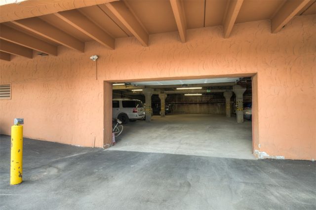 600 S Park Avenue 201 photo 21