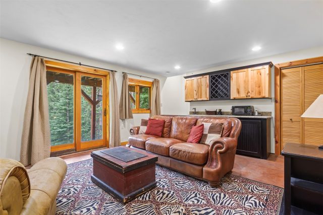 36 Hamilton Lane photo 32