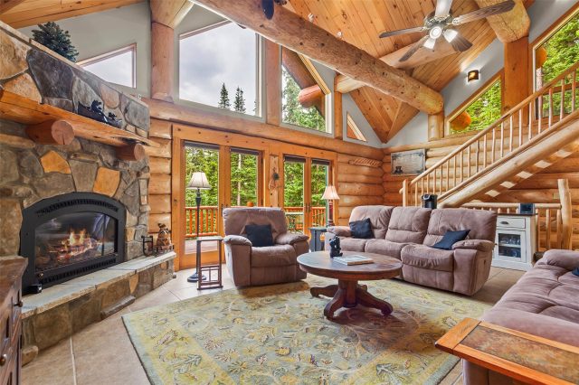 Home in Quandary Village Sub Aka Northstar Village, Breckenridge, CO — photo 4 (MLS S1070432)