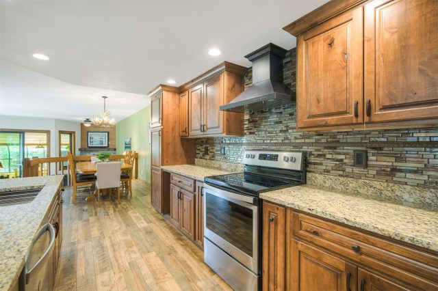 95 Hawn Drive photo 4