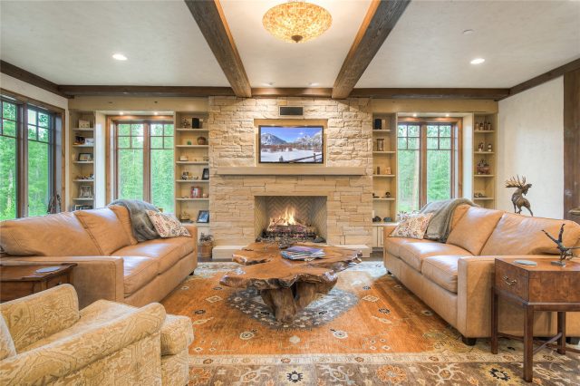 327 Peerless Drive photo 18