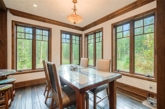 327 Peerless Drive photo 21