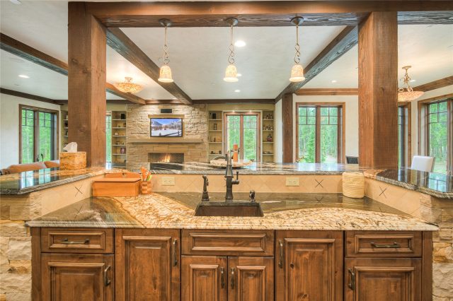 327 Peerless Drive photo 26