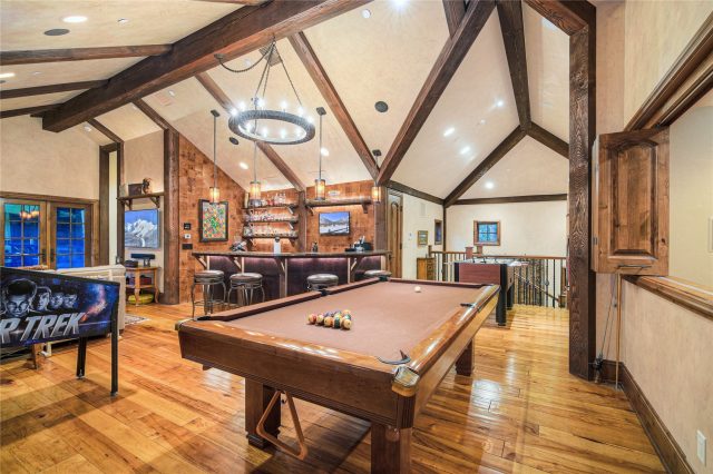 327 Peerless Drive photo 28