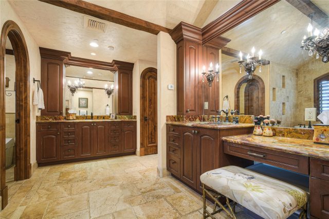 327 Peerless Drive photo 36