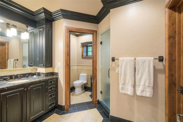 327 Peerless Drive photo 40