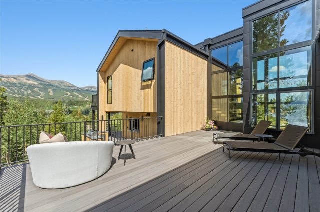212 Wellington Road photo 30