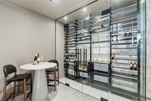 212 Wellington Road photo 47