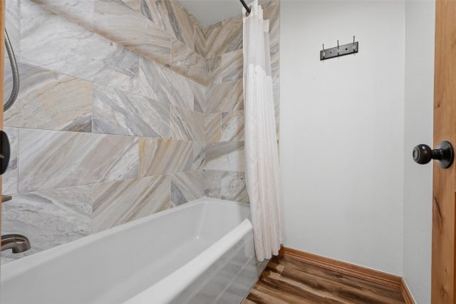 535 S Park Avenue 224 photo 14