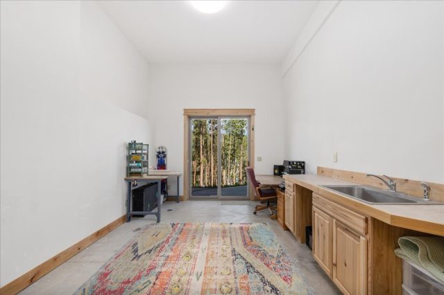 121 Shekel Lane photo 33