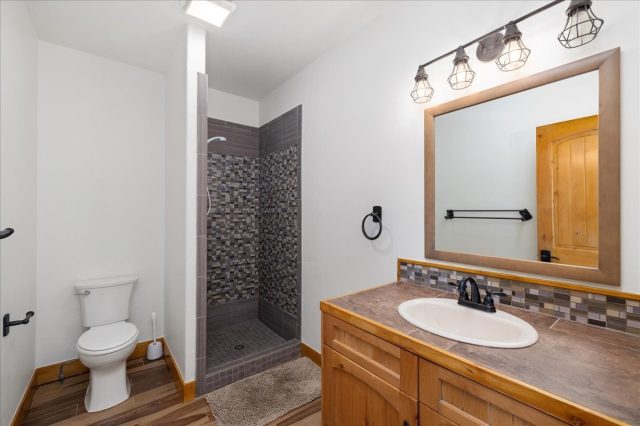 121 Shekel Lane photo 36