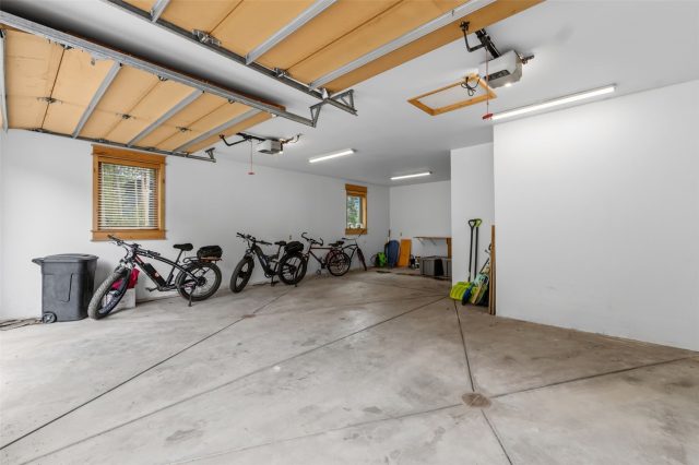 121 Shekel Lane photo 40