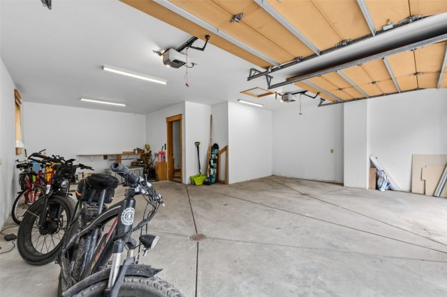 121 Shekel Lane photo 41