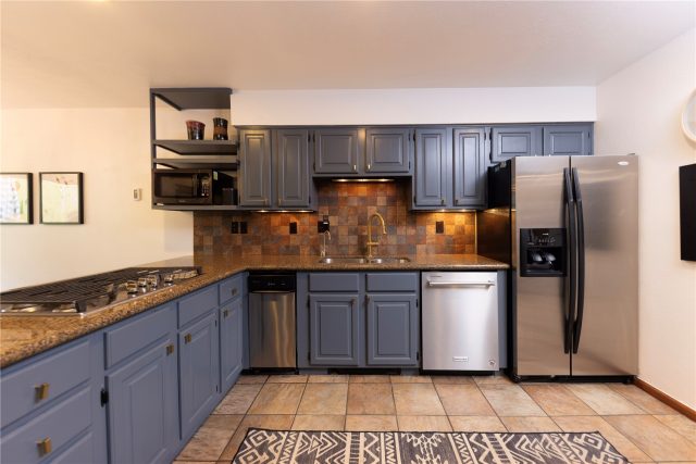 81 Hawn Drive 81 photo 7