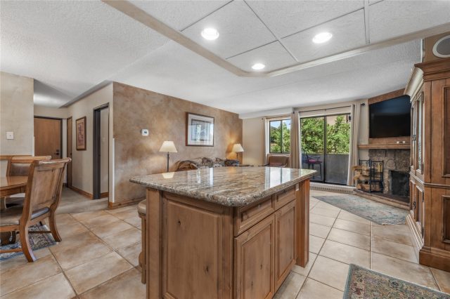 611 Village Road 23180 photo 11