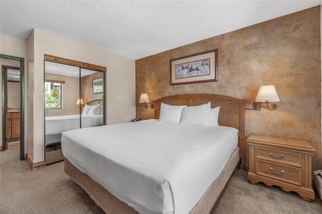 611 Village Road 23180 photo 14