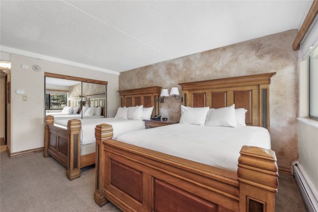 611 Village Road 23180 photo 18