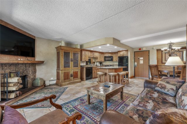 611 Village Road 23180 photo 2