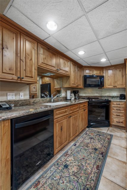 611 Village Road 23180 photo 9