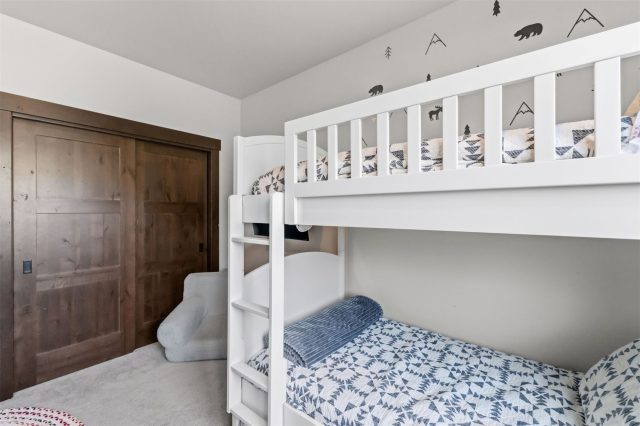 58 W Baron Way photo 31