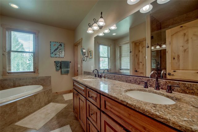 183 Elk Thistle Drive photo 16