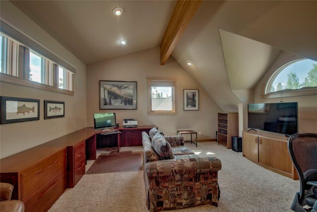 183 Elk Thistle Drive photo 22