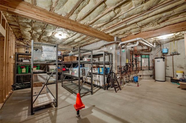 183 Elk Thistle Drive photo 33
