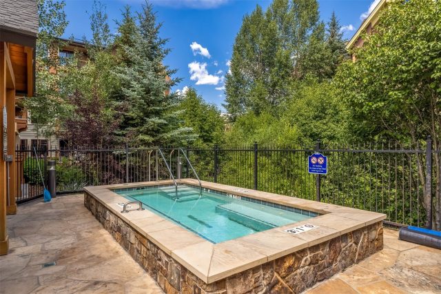 610 Columbine Road 6309 photo 33