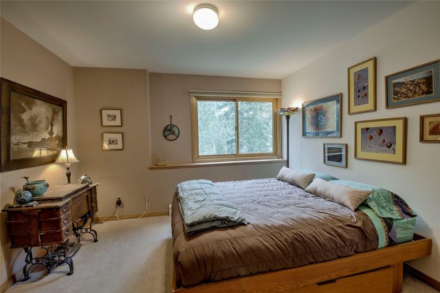 61 Bashore Court photo 35