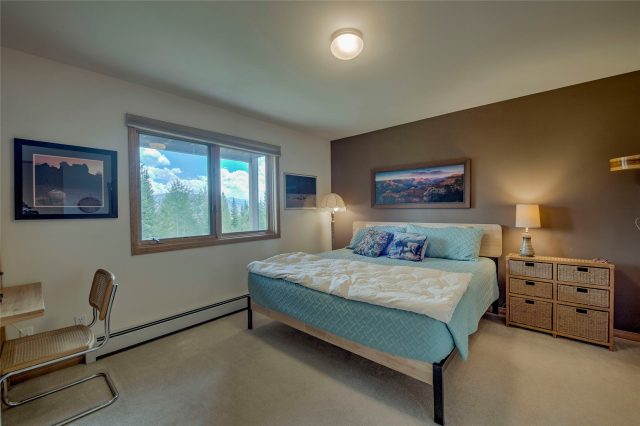 61 Bashore Court photo 40
