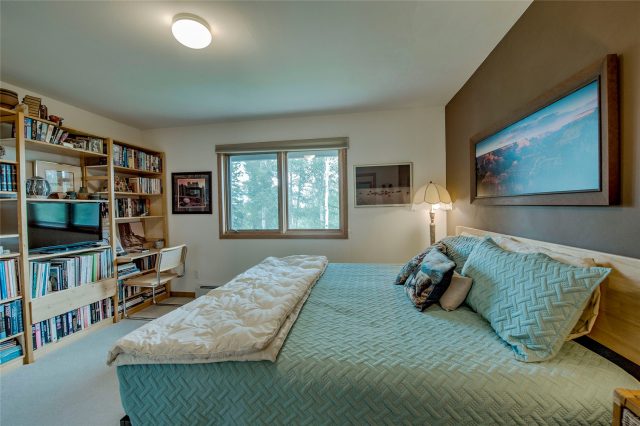 61 Bashore Court photo 43