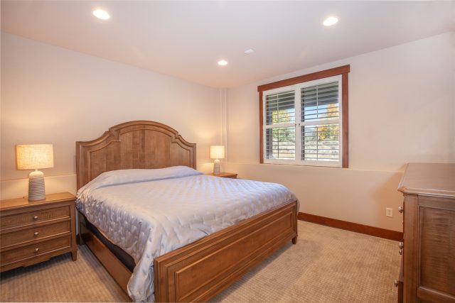 84 Snow Peak Court photo 29