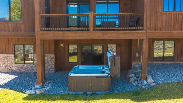 84 Snow Peak Court photo 33