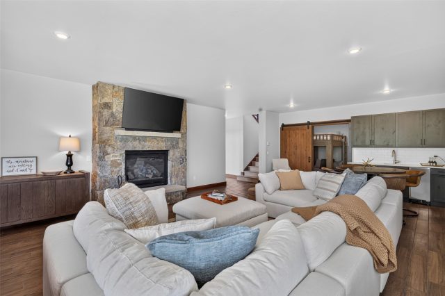 62 Mckay Place photo 30