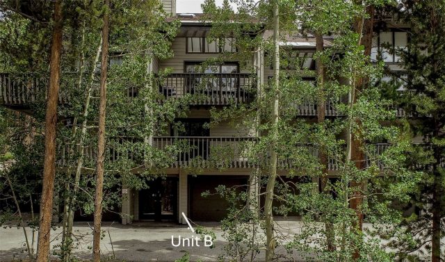 756 Broken Lance Drive B photo 32