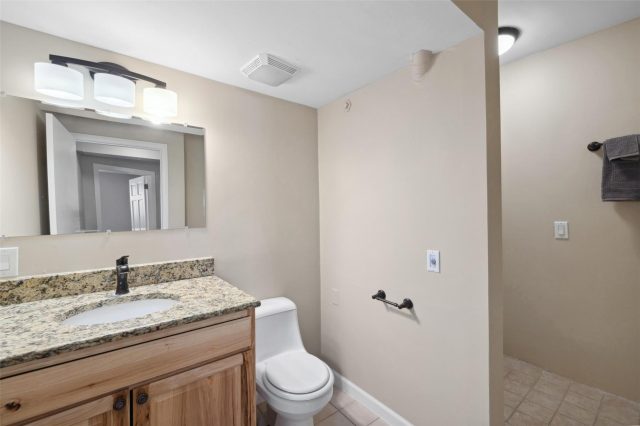964 Summit Drive photo 20