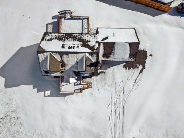 964 Summit Drive photo 25