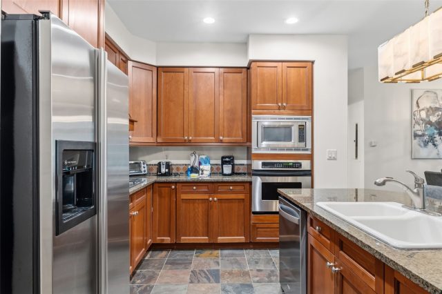 280 Trailhead Drive 3000 photo 11
