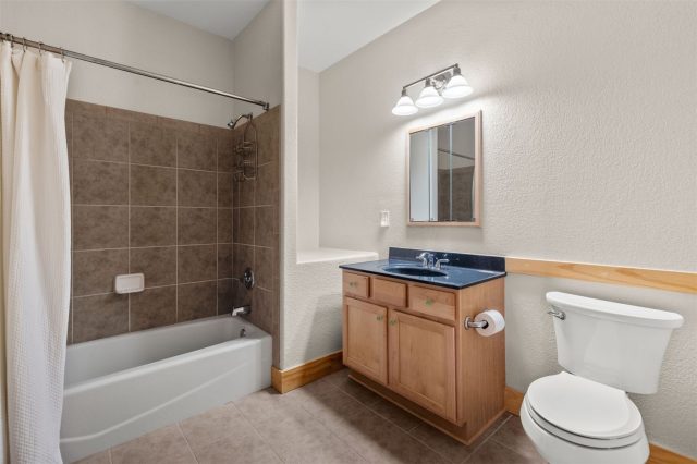135 Main Street 232 photo 15