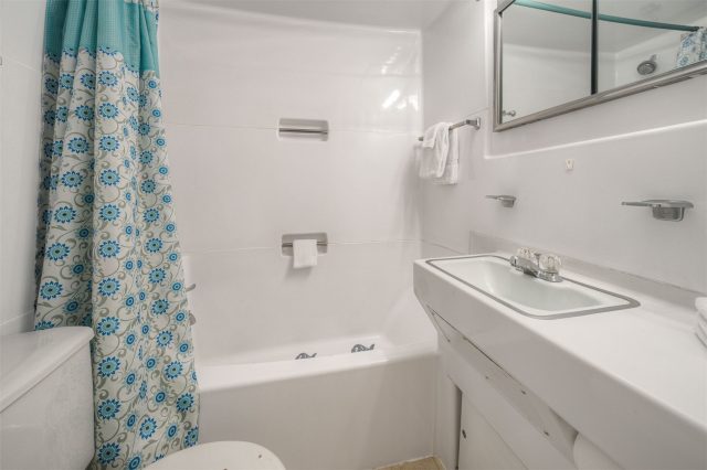 220 E La Bonte Street 307 photo 11