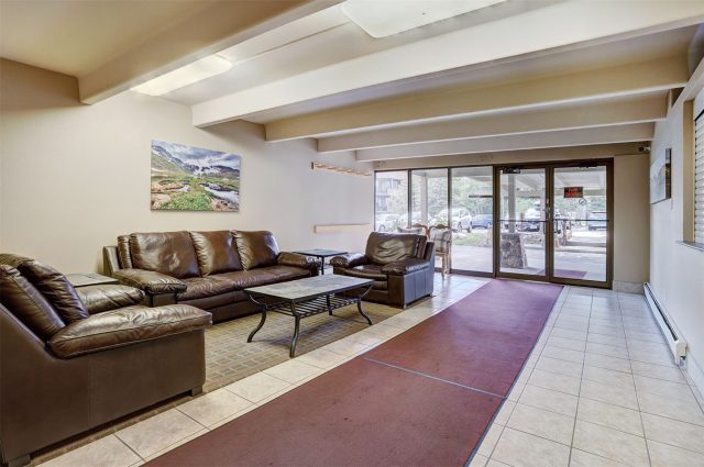 220 E La Bonte Street 307 photo 25