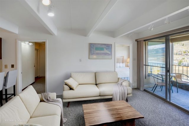 220 E La Bonte Street 307 photo 4