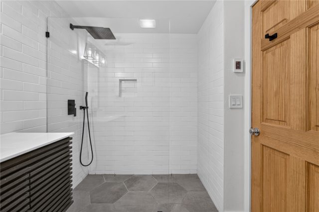 300 E Miners Creek Road B photo 10