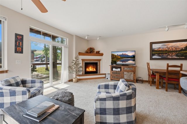 844 Blue River Parkway B1 photo 17