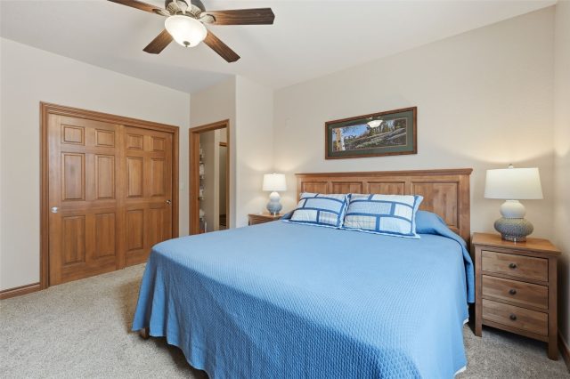 844 Blue River Parkway B1 photo 20