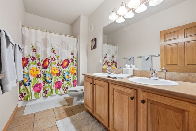 844 Blue River Parkway B1 photo 25