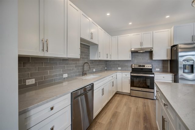 37 W 4th Street 306e photo 17