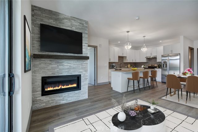 Condo in 4th Street Crossing, Silverthorne, CO — photo 3 (MLS S1070585)