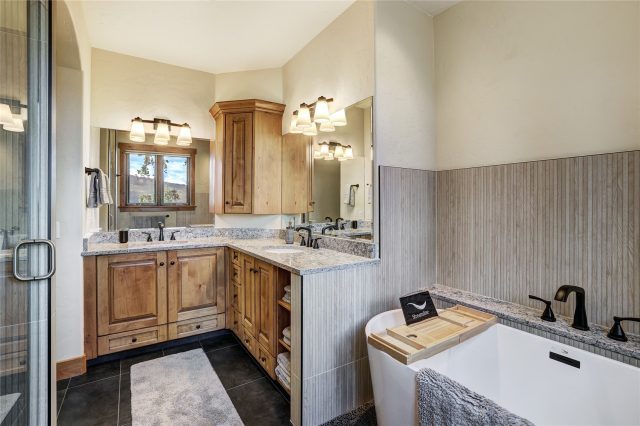45 Lomax Drive photo 36