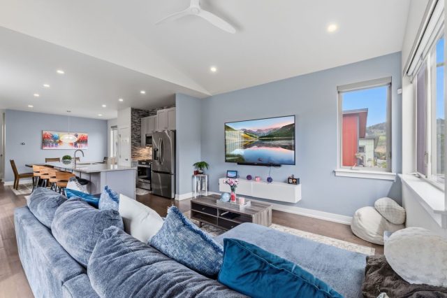 141 Haymaker Street photo 11